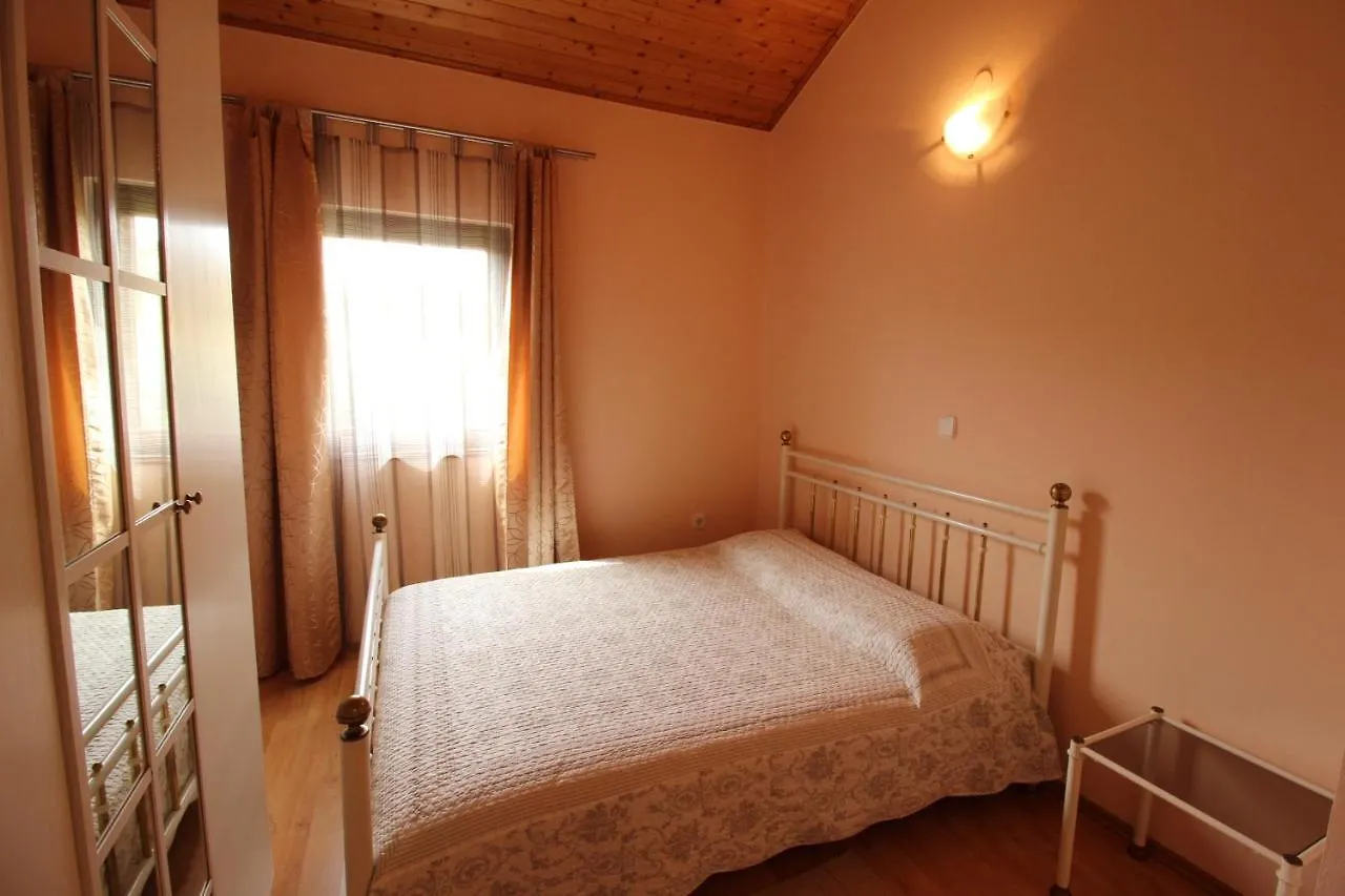 Irena A2 Apartment Novigrad  Croatia