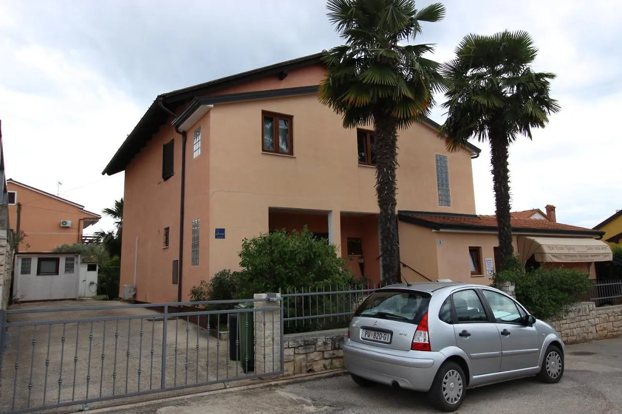 Irena A2 Apartment Novigrad