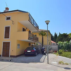 Agata Novigrad Istria